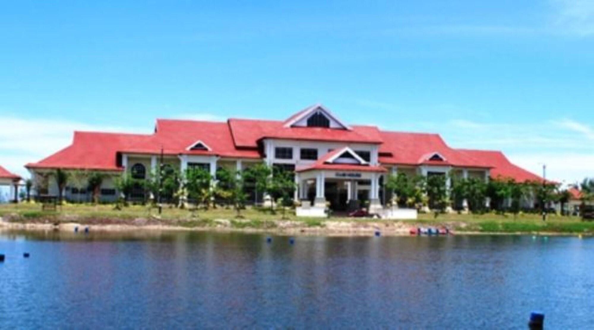 Terengganu Equestrian Resort Куала-Тренгану Экстерьер фото