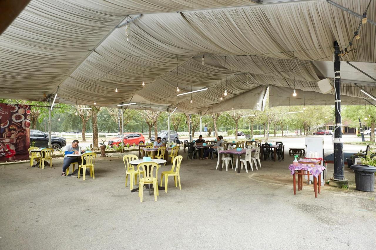 Terengganu Equestrian Resort Куала-Тренгану Экстерьер фото