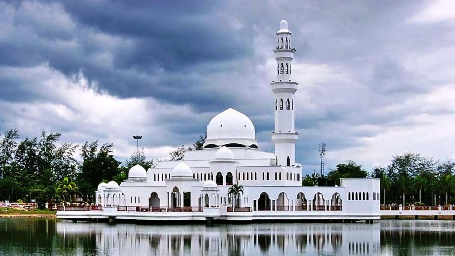 Terengganu Equestrian Resort Куала-Тренгану Экстерьер фото