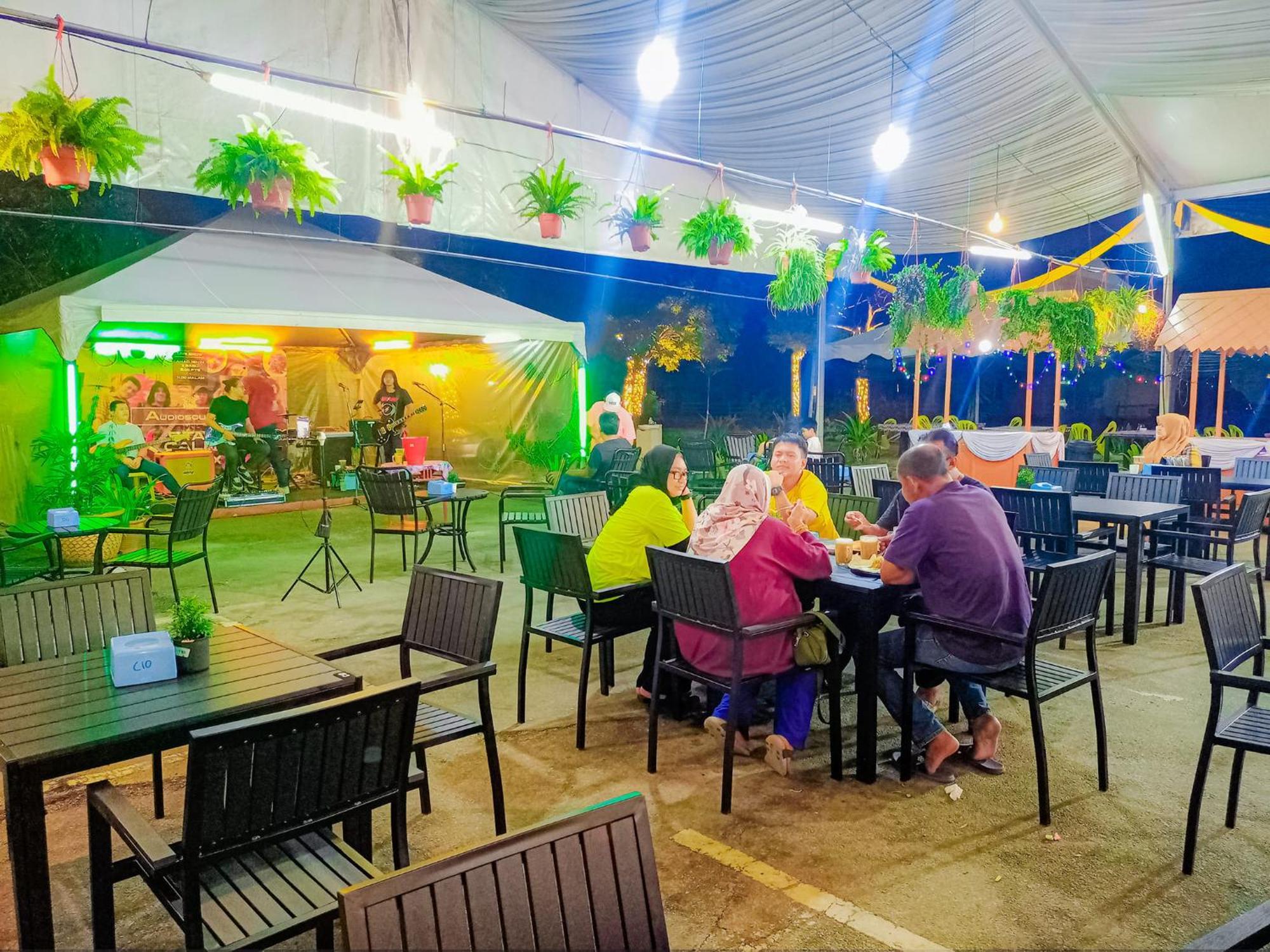 Terengganu Equestrian Resort Куала-Тренгану Экстерьер фото