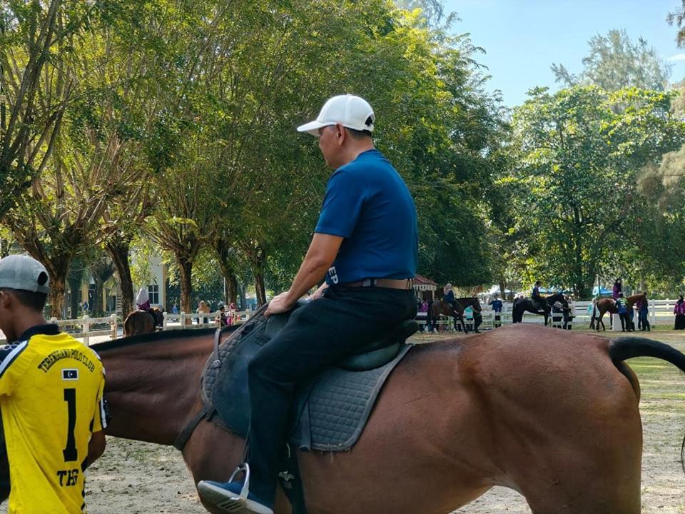 Terengganu Equestrian Resort Куала-Тренгану Экстерьер фото