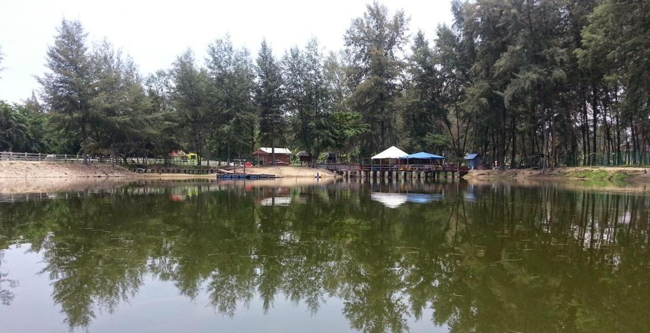 Terengganu Equestrian Resort Куала-Тренгану Экстерьер фото